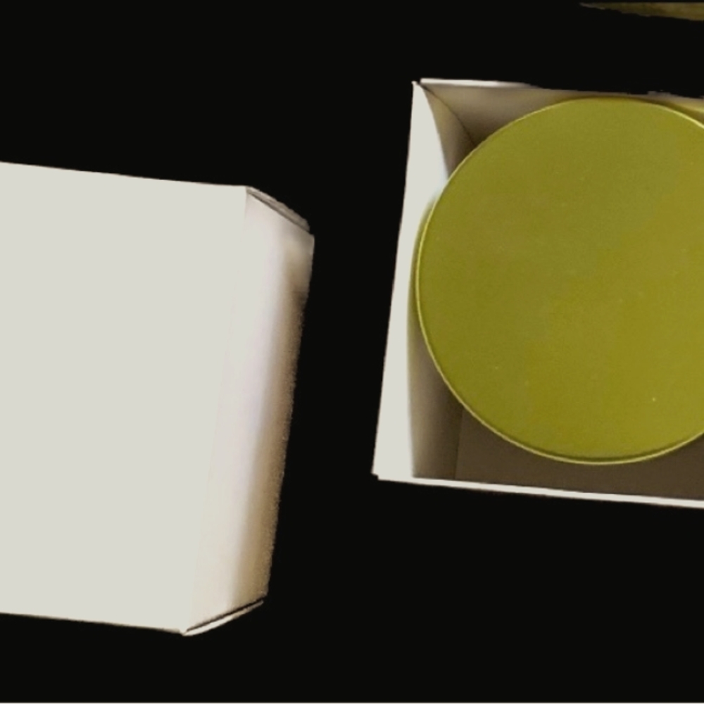 Jules & Gem Pakalana Hand Poured Soy Glass Candle Amazing Fragrance - Picture 5 of 7